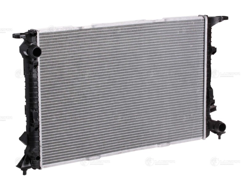 Радиатор охлаждения (Audi) LUZAR LRc1804 аналог 8K0121251H